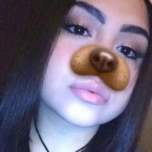 Meet your Posher, Daniela